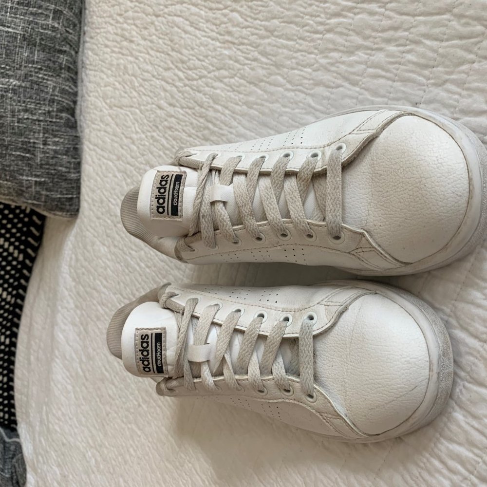 Sneakers - Picture 2 of 2
